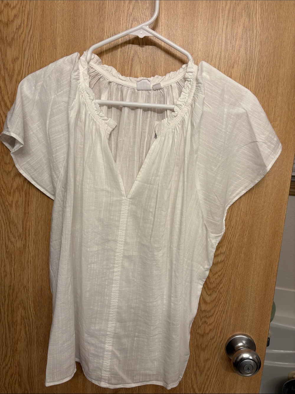 GAP White Ruffled V-Neck Peasant Blouse